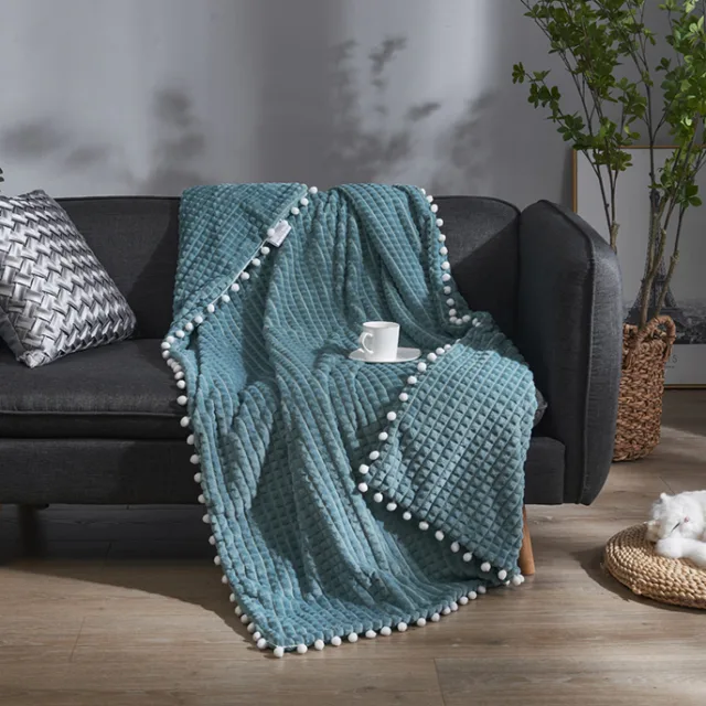 Chăn sofa caro viền bông